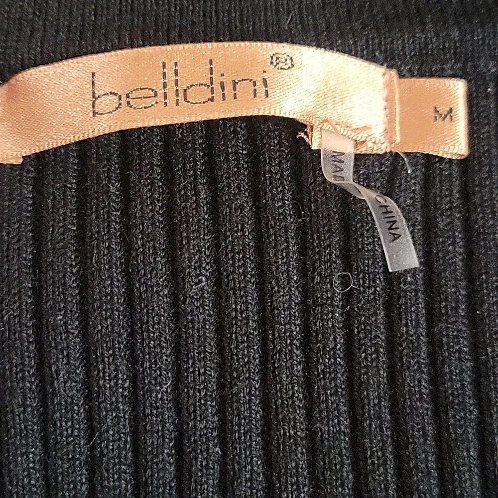Belldini bk sweater W/gold circle rhinestone Vneck, size M - Picture 4 of 6